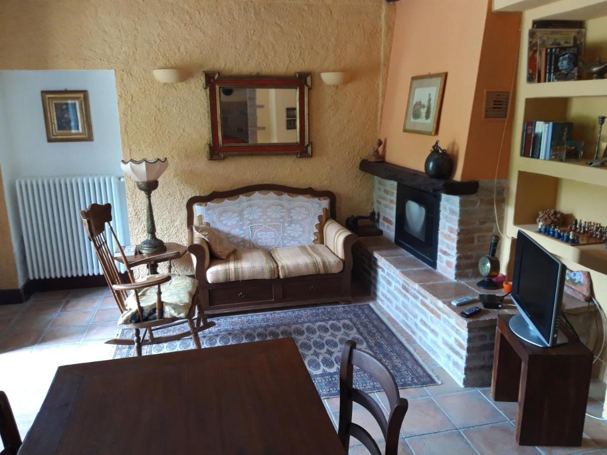 Il Baiocchino Bed & Breakfast Кастел Сан Пиетро Терме Екстериор снимка